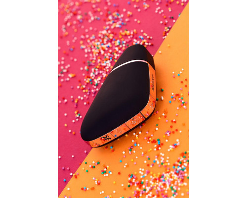 Вакуум-волновой стимулятор с вибрацией Satisfyer Love Triangle Connect App, силикон, черный, 8,8см