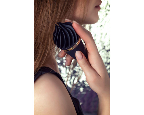 Вибромассажер Satisfyer layons Sweet Treat, силикон, черный, 10,4 см.